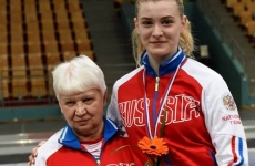 Донская рапиристка Оксана Погребняк - победитель Первенства Европы по фехтованию